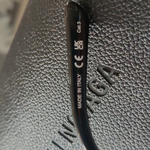 Authentic Balenciaga new season unisex aviator sunglasses - Picture 4 of 6